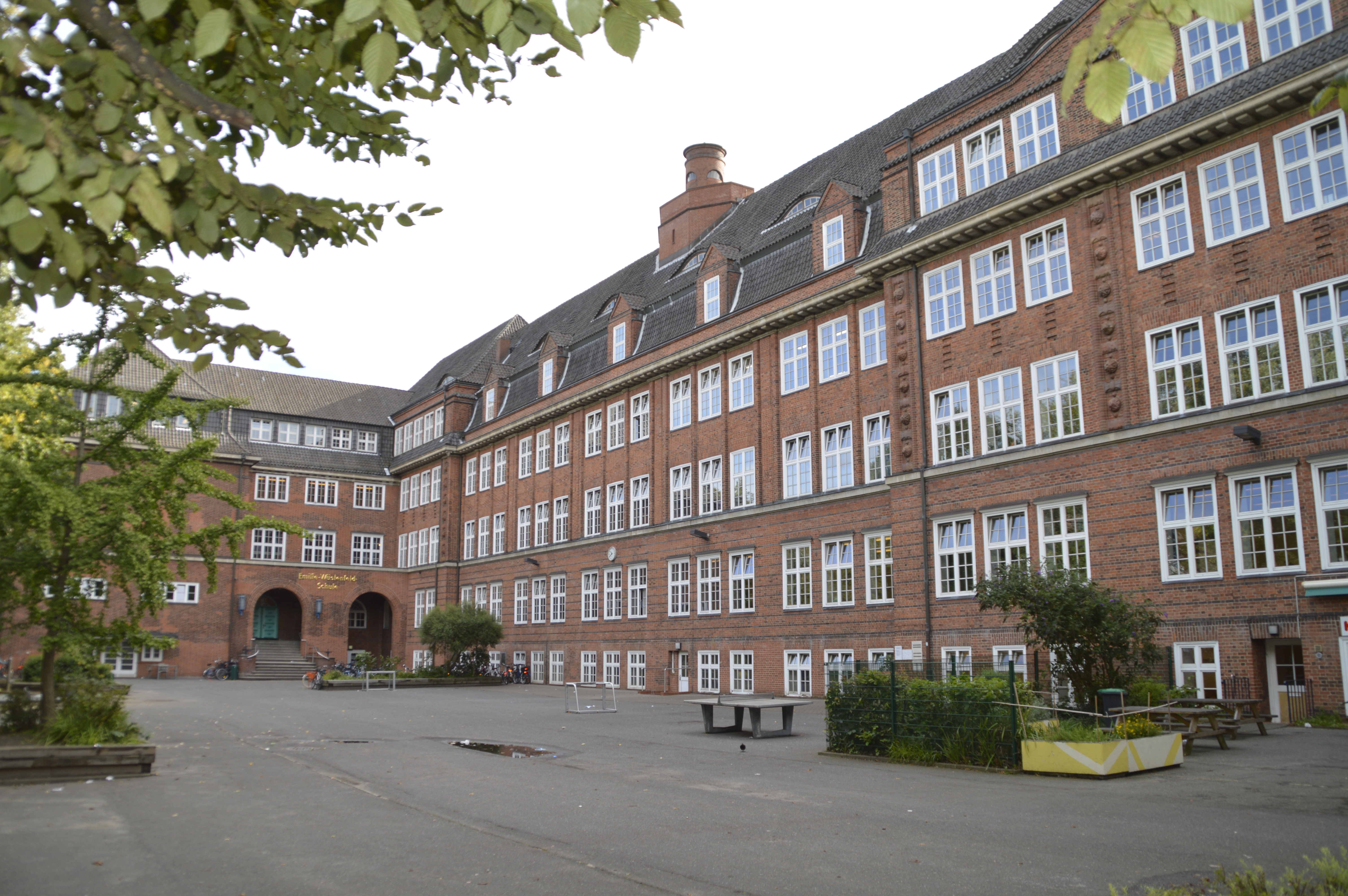 Emilie-Wüstenfeld-Gymnasium, Hamburg-Eimsbüttel